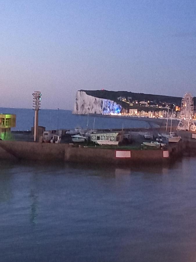 Superbe vue mer Quai 39 Le Treport Bagian luar foto
