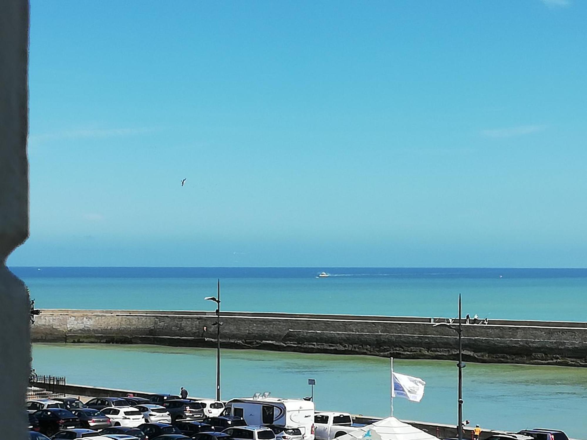 Superbe vue mer Quai 39 Le Treport Bagian luar foto